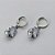 BRINCO EM AÇO INOXIDÁVEL -  BRINCOS ARGOLAS DE PRESSÃO COM PINGENTES EM ZIRCÔNIAS CRISTAIS 10X14MM - COMPOSIÇÃO: AÇO INOXIDÁVEL - AÇO1678 - Imagem 2