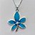 CONJUNTO FOLHEADO A PRATA COM 50 MILÉSIMOS + VERNIZ DIAMOND - CONJUNTO COM CORRENTE VENEZIANA 45CM - BRINCOS DE PINO E PINGENTES EM FLORES ESMALTADAS AZUL 21X23MM - PRA116 - Imagem 2