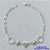 PULSEIRA FOLHEADA A PRATA COM 50 MILÉSIMOS + VERNIZ DIAMOND - PULSEIRA COM CORAÇÃO E PÉROLAS - TAMANHO: 19CM E  FECHO LAGOSTA PRA485 - Imagem 1