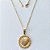 GARGANTILHA FOLHEADA A OURO 5 MILÉSIMOS + VERNIZ DIAMOND - CORRENTE CADEADO 45CM E PINGENTE REDONDO COM CORAÇÃO CRAVEJADO EM ZIRCÔNIAS 21MM - OURO826 - Imagem 1