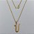 GARGANTILHA FOLHEADO A OURO - BANHADO COM 5 MILÉSIMOS + VERNIZ DIAMOND - CORRENTE DE 45CM VENEZIANA PINGENTE LETRA U 14MM- OURO1090 - Imagem 1