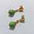 BRINCO FOLHEADO A OURO - BANHADO COM 5 MILÉSIMOS + VERNIZ DIAMOND - BRINCO BASE GOTA E PEDRA NATURAL VERDE 10MM - OURO1233 - Imagem 2