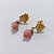 BRINCO FOLHEADO A OURO - BANHADO COM 5 MILÉSIMOS + VERNIZ DIAMOND - BRINCO DE PINO BASE LEQUE E PEDRA NATURAL ROSA 8MM - OURO1369 - Imagem 2