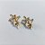 BRINCO FOLHEADO A OURO - BANHADO COM 5 MILÉSIMOS + VERNIZ DIAMOND - BRINCO DE PINO FLOR EM ZIRCÔNIA 20MM - OURO1406 - Imagem 2