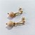 BRINCO FOLHEADO A OURO - BANHADO COM 5 MILÉSIMOS + VERNIZ DIAMOND - BRINCO DE PINO BASE VAZADA E PEDRA NATURAL 10MM - OURO1423 - Imagem 2