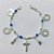 PULSEIRA FOLHEADA A PRATA COM 50 MILÉSIMOS + VERNIZ DIAMOND - PULSEIRA COM MIÇANGAS AZUIS E CRUCIFIXO - TAM: 19CM - PRA1094 - Imagem 1
