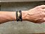 Kit de Pulseiras Pretas e Douradas - Imagem 2
