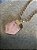 Colar Dourado com Pingente Quartzo Rosa - Imagem 2