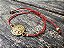 Pulseira São Bento Dourado no Fiozinho Vermelho - Imagem 2