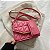 Bolsa Tiracolo Matelassê - Cor Rosa, Couro Sintético - Modelo Georgia - Imagem 2