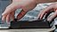 Teclado Controlador MIDI 25 Teclas 8 Pads AKAI MPK MINI MK2 USB - Imagem 6