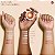 Positive Light Silky Touch Highlighter - Cor Mesmerize - Rose Bronze | Rare Beauty - Imagem 5