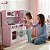 Cozinha Infantil Grande Mdf Rosa Com Lava Louça Geladeira Fogão Pia Torneira E Micro-ondas Brinquedo Realista Completo - Imagem 9