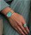 PRÉ-VENDA Bracelete Duplo Resina Verde Banho Ouro 18k - Imagem 3