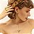 BRINCO EAR CUFF DE FOLHA E CRISTAIS BANHADO A OURO - Imagem 2