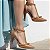 Sapato Scarpin Salto Alto Bico Fino Caramelo Pérolas Douradas Torricella AVS 66080B - Imagem 7