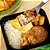 Sobrecoxa com Batata Rústica, Arroz Branco e Feijão - 300g - Imagem 1