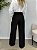Calça alfaiataria pantalona com botão preto - Imagem 3