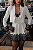 Vestido curto off white com casaco risca de giz e renda - Imagem 2