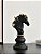 Escultura Decorativa em Resina Cavalo Xadrez - Imagem 1