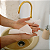 Papel Interfolha Folha Dupla Super Macia Inovatta fardo com 10 pacotes com 240 folhas 100% Celulose - 2400 Fls - Imagem 8