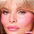 Charlotte Tilbury Mini Unreal Lip + Cheek Glow Blush Stick with Hyaluronic Acid Cor Pink Glow - Imagem 3