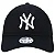 Boné New Era Feminino 9TWENTY Strapback MLB New York Yankees Aba Curva Preto - Imagem 2