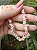 Pulseira Cascalho Rodocrosita - Amor-Próprio, Cura Emocional e Acolhimento - Imagem 4