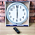 Relógio de Parede Herweg Quartz Analógico Prata Metálico 6129 - 070 - Imagem 4