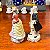 Antigo casal Europeu  em porcelana fina. - Imagem 2