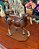 Escultura de cavalo feita em resina. - Imagem 2