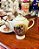Delicado conjunto de café em porcelana. - Imagem 5