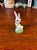 Bibelô coelhinho em porcelana. - Imagem 4