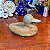 Escultura de pato esculpida em pedra sabão. - Imagem 1