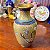 Vaso em Cloisonné - Decoração Floral de Peônias e Fundo Amarelo - Imagem 5