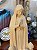 Escultura Nossa Senhora de Fátima com os Três Pastorinhos em Madeira Esculpida - Imagem 4