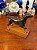 Escultura Antiga Doberman em Resina sobre Base de Madeira. - Imagem 3