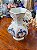 Antigo Vaso Ânfora em Porcelana estilo Rococó. - Imagem 2