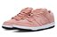 NIKE - SB Dunk Low "Pink Pig" (42,5 BR / 10,5 US) -NOVO- - Imagem 2