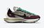 NIKE x SACAI - Vaporwaffle "Villain Red" -USADO- - Imagem 2