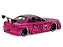 Nissan Skyline GT-R (BNR34) 2002 + Figura Hello Kitty (em metal) Jada Toys 1:24 - Imagem 2