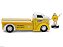 Ford COE Flatbed 1947 M&M 1:24 Jada Toys + Figura Mar’s Candy - Imagem 3