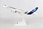 Avião Airbus House A220-100 1:100 Skymarks - Imagem 4