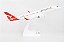 Avião Qantas E190 1:100 Skymarks - Imagem 5