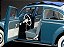 Volkswagen Fusca Beetle Saloon Opening Roof 1950 1:12 Sunstar Azul - Imagem 5