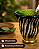 Cuia para Chimarrão Revestida em Couro Zebra com Pé Dourado - Imagem 4