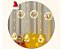 Cortina com 135 LEDs Branco Quente 5 argolas e 5 bolas figuras natalinas 3 metros bivolt. - Imagem 2