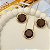 CONJUNTO COLAR E BRINCO BUTTON MOCCA - Imagem 1