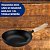 Frigideira Wok de Ferro Fundido 1,5 Litros 22cm Cabo de Madeira Panela Mineira Original - Imagem 2