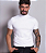 Camiseta Gola Alta Branca - Imagem 3